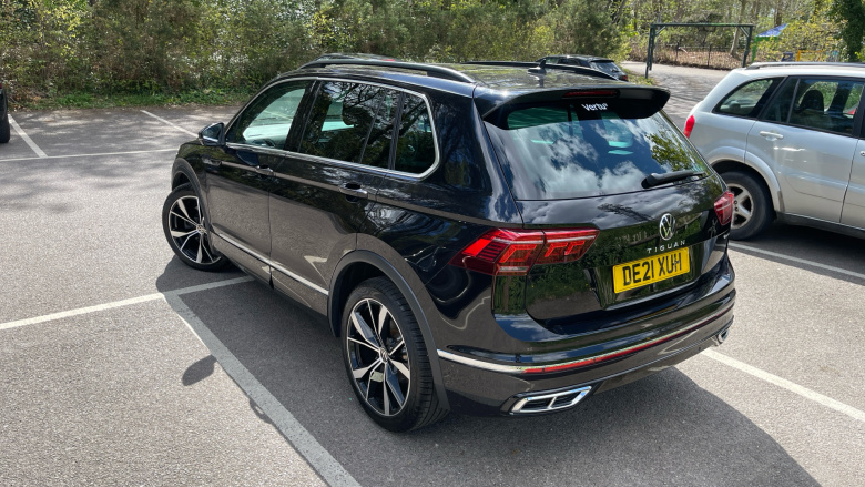 Volkswagen Tiguan 2.0 TDI 200 4Motion R-Line 5dr DSG Diesel Estate